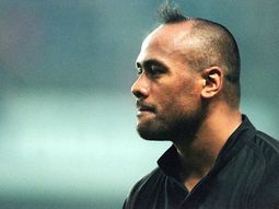 Jonah Lomu murió en la ruina y crearán un fondo para ayudar a sus hijos