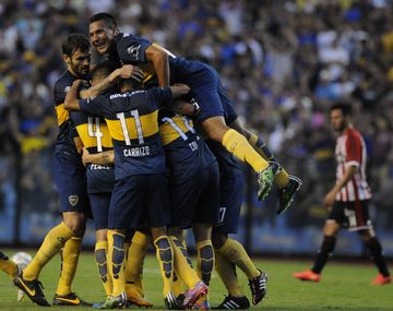 Boca goleó a un desbordado Pincha y es escolta de San Lorenzo