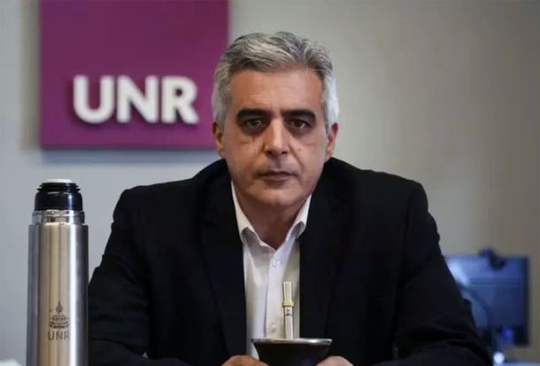 Tras la denuncia de Juan Pedro Aleart, suspendieron a su tío de la UNR: era profesor de educación sexual