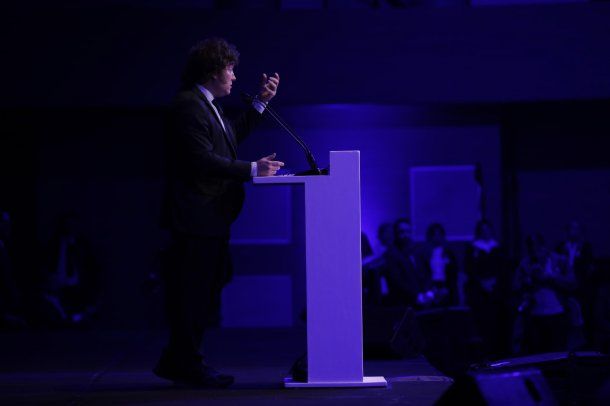 Sube la apuesta: Javier Milei dice que tiene match point a Pedro Sánchez