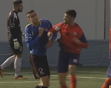 Cobarde agresión en un partido del ascenso español