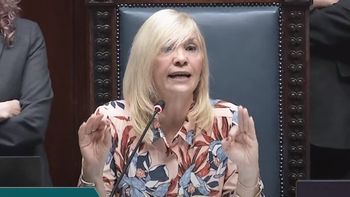 La vicepresidenta Beatriz Argimón adelantó que la ley de financiamiento de partidos políticos será una de las prioridades del Parlamento en 2024. La vicepresidenta Beatriz Argimón adelantó que la ley de financiamiento de partidos políticos será una de las prioridades del Parlamento en 2024.