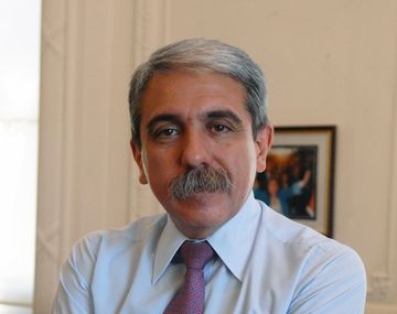 Aníbal defendió a Máximo Kirchner y criticó a Clarín