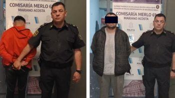 detuvieron a dos de los jovenes que golpearon a un chico hasta desmayarlo en una cancha en merlo detuvieron a dos de los jovenes que golpearon a un chico hasta desmayarlo en una cancha en merlo