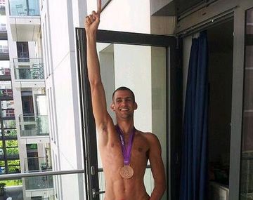 El atleta que ganó el bronce y se desnudó para festejarlo