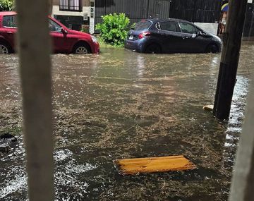 Un fuerte temporal azotó al AMBA en plena madrugada: las imágenes más impactantes