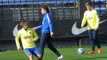 boca sigue preparandose para el debut y entreno con una cara nueva boca sigue preparandose para el debut y entreno con una cara nueva