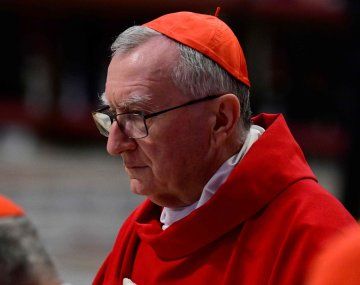 El mensaje que recibió el cardenal Parolin en la misa por la elección del nuevo papa: Suerte por...