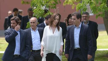 tras la reunion con su gabinete, vidal enviara el presupuesto a la legislatura tras la reunion con su gabinete, vidal enviara el presupuesto a la legislatura