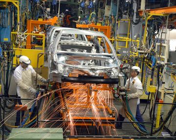 General Motors interrumpe de manera temporal toda su producción en Brasil