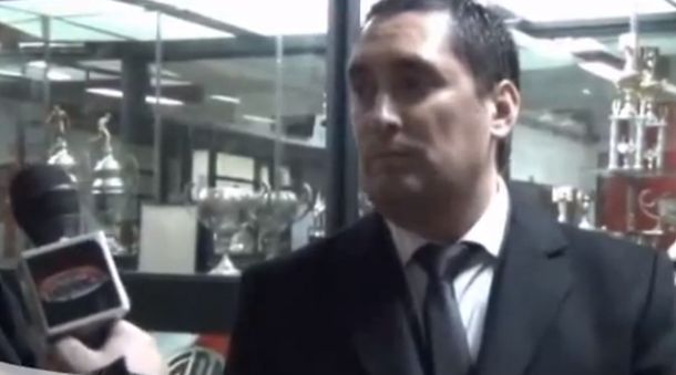 Escándalo en River: Passarella quiso golpear a un hincha