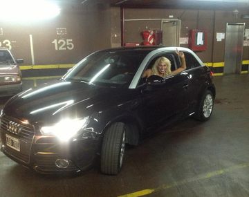 Vicky Xipolitakis tuvo un tremendo accidente de auto en Mar del Plata