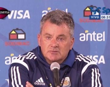 Insólito: Grondona confundió a sus jugadores y retó a otro por un penal fallado