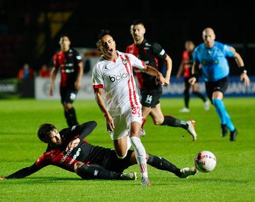Estudiantes empató con Colón y es el primer clasificado