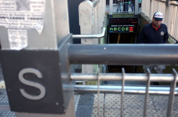 El gobierno porteño descontará el día a los trabajadores del subte