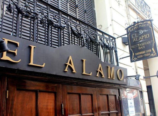 Video viral: alquilaron una casa en Buenos Aires y descubrieron que abajo funcionaba el histórico boliche El Alamo Video viral: alquilaron una casa en Buenos Aires y descubrieron que abajo funcionaba el histórico boliche El Alamo