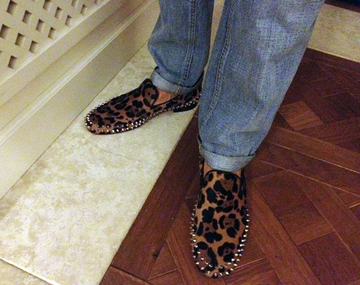 Los excéntricos zapatos que Wanda le regaló a su marido