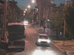 Matan a un policía durante un asalto y tiroteo