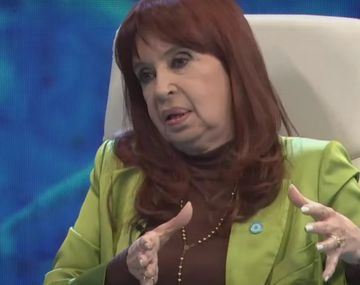 Cristina propuso eliminar las elecciones de medio término y mantener las PASO