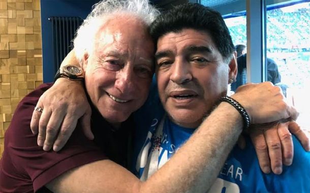 Guillermo Coppola y Diego Maradona. Guillermo Coppola y Diego Maradona.