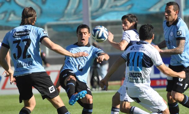 Belgrano y Gimnasia no se sacaron ventajas y siguen sin ganar en el torneo