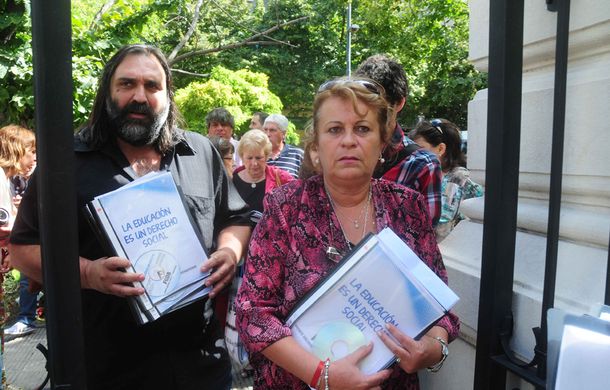 Se excusó el nuevo juez del amparo docente y volvió a sortearse el caso