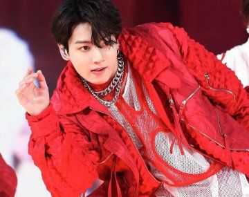 Jungkook de BTS dio positivo de covid y publicó un video
