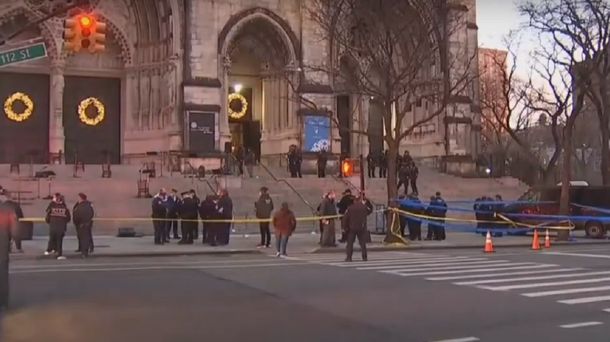 Conmoción en Nueva York por un tirador en una iglesia
