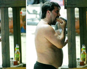 Mientras espera para volver al banco