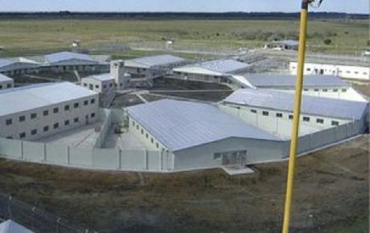 La Unidad 35 está ubicada en el kilómetro 111 de la Ruta 11, en Magdalena, y aloja a 1.100 internos.