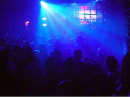 fue a fiesta de egresados y debio ser internada por un coma alcoholico fue a fiesta de egresados y debio ser internada por un coma alcoholico