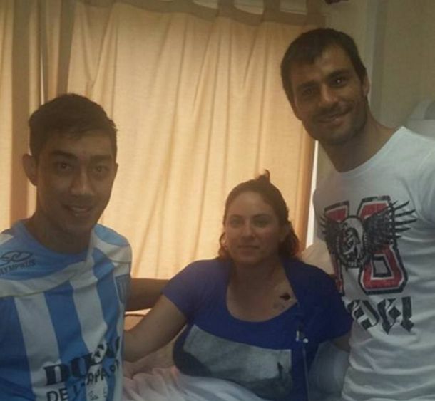 Puro corazón: finalmente Saja fue a visitar a los policías baleados por los hermanos Lanatta