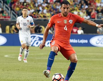 Isla quiere jugar en Boca: Es mi sueño