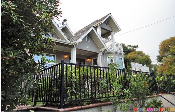 Mark_zuckerberg_house_04