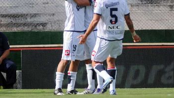 quilmes se quedo con una final por el descenso ante union quilmes se quedo con una final por el descenso ante union
