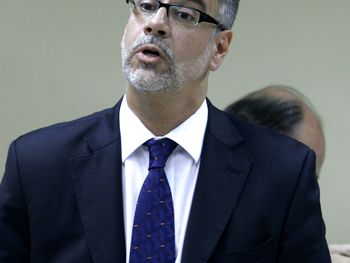 Seguirá el control al dólar hasta pesificar la economía