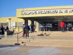 abandonaron un bebe y lo dejaron debajo de un banco de una plaza de mendoza abandonaron un bebe y lo dejaron debajo de un banco de una plaza de mendoza