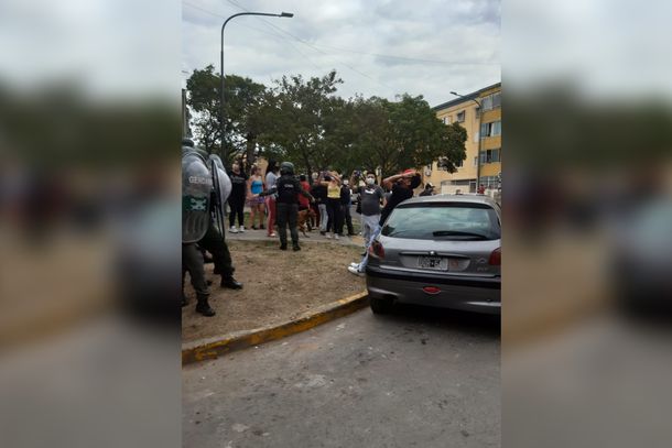 Incidentes por la muerte del joven baleado por oficiales de Gendarmería