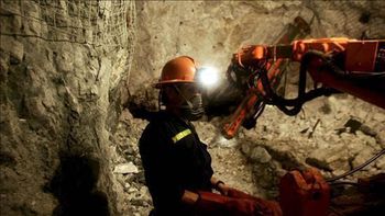 una minera invierte us$ 450m en yacimiento de cobre, pese a la pelea con los holdouts una minera invierte us$ 450m en yacimiento de cobre, pese a la pelea con los holdouts