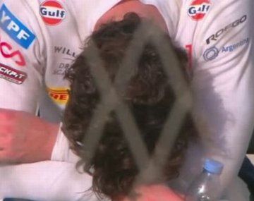 Colapinto pinchó por un toque contra el muro de contención y quedó fuera de carrera en Arabia Saudita