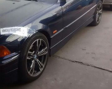 Un BMW, uno de los vehículos secuestrados