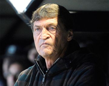 Julio César Falcioni dejó de ser el entrenador de All Boys