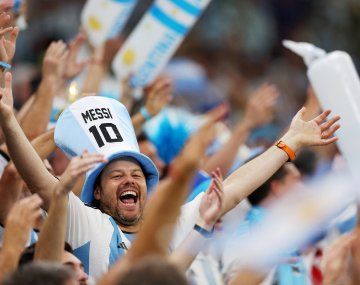 Qué vaticinó para Argentina-México el tuitero que acertó todos los resultados del sábado