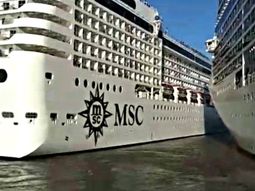 Dos cruceros de lujo chocaron en el puerto de Buenos Aires