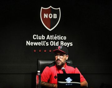 Cristian Fabbiani fue presentando en Newells e hizo una curiosa comparación con el Manchester City