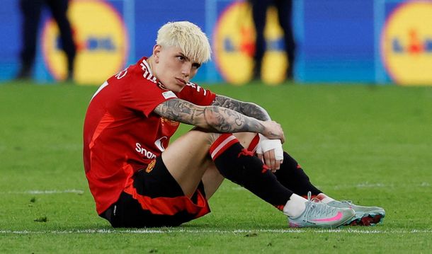 Alejandro Garnacho analiza irse del Manchester United: el club escuchará ofertas