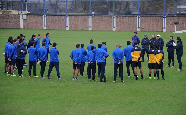 Alivio: entre tantas pálidas, Boca recuperó a Gago y a Orion