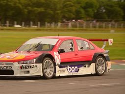 girolami gano comodo la final del top race en junin girolami gano comodo la final del top race en junin