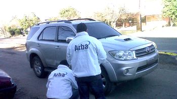 retienen una 4x4 que no habia pagado patentes en dos anos retienen una 4x4 que no habia pagado patentes en dos anos