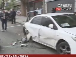 El conductor del vehículo, que chocó a dos autos estacionados y sin ocupantes, fue trasladado al hospital Ramos Mejía. El conductor del vehículo, que chocó a dos autos estacionados y sin ocupantes, fue trasladado al hospital Ramos Mejía.